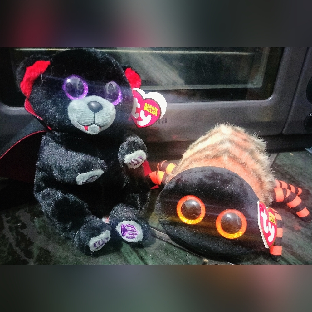 Ty Beanie Boo Plush Halloween Duo Bearla Vampire Dracula And Ingrum Spider